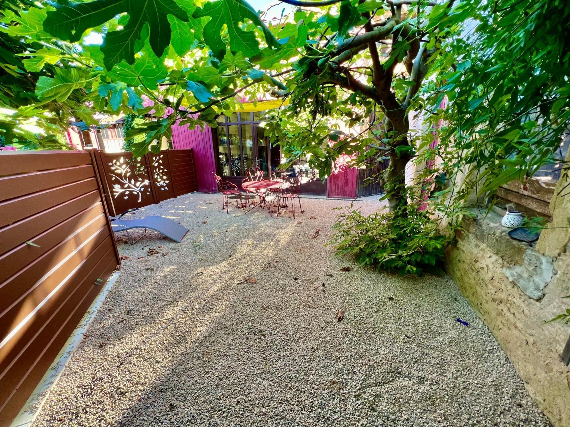 Domaine Feuillet Hotell Chanas Exteriör bild